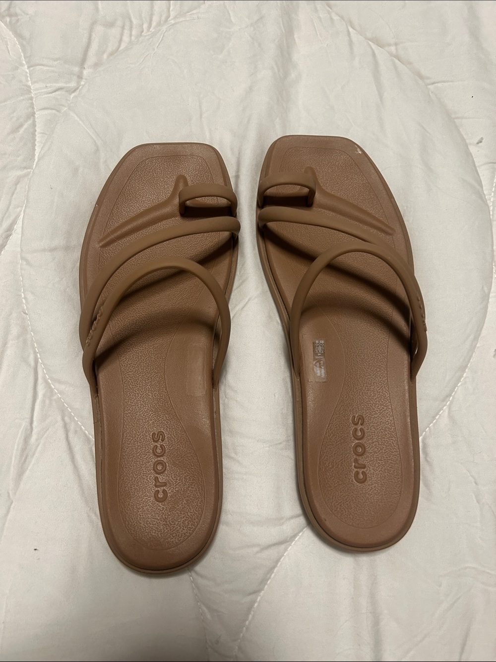 CROCS Women’s Tan Strappy Slide Sandals